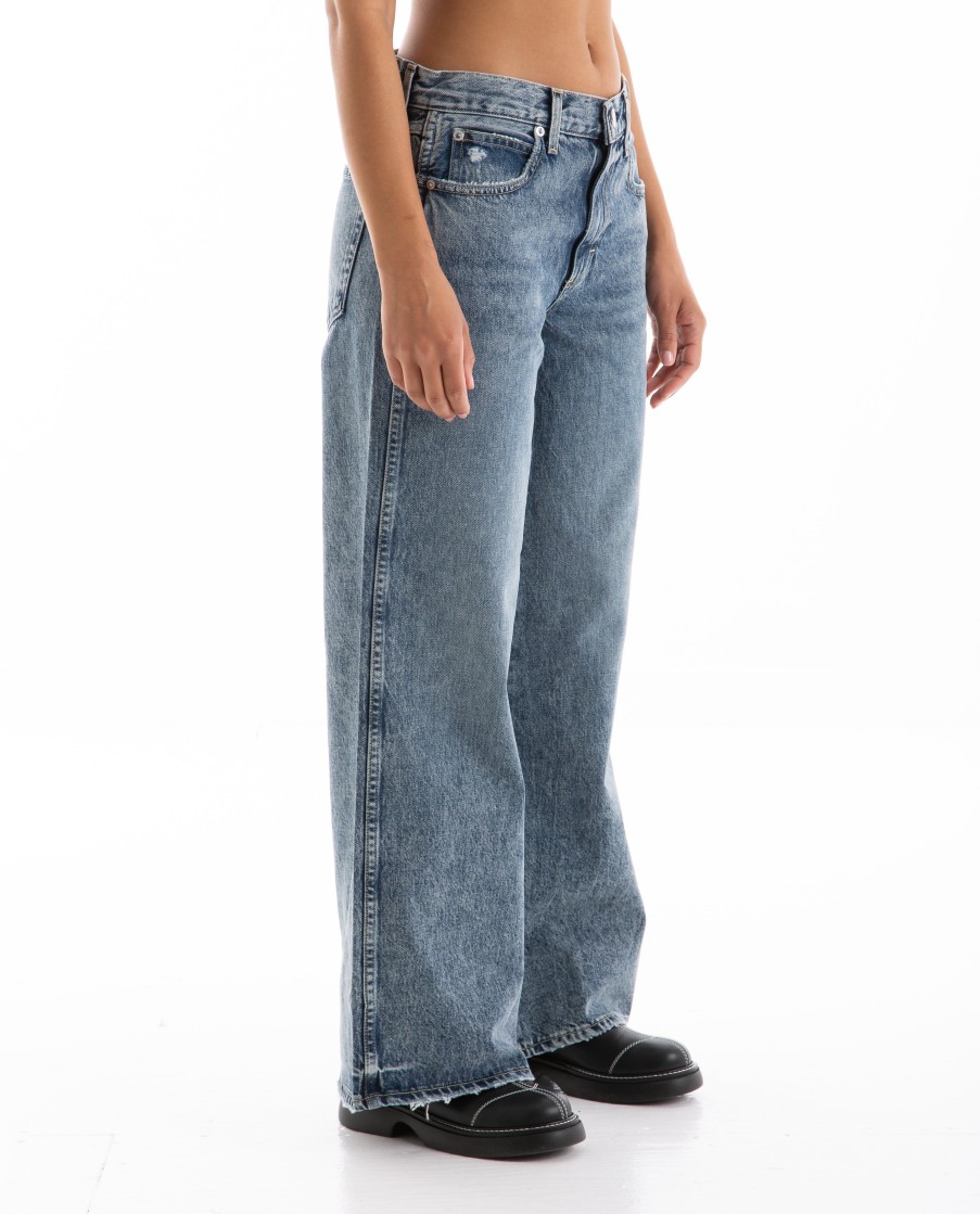 Women AMO | Regina Wide Leg Jean